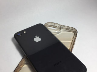 Vând iPhone 8 64GB foto 6