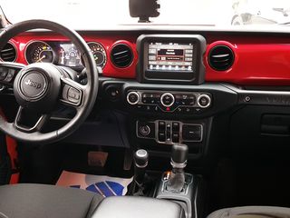 Jeep Wrangler foto 7