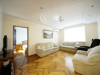 Apartament cu 4 camere, 88 m², Centru, Chișinău foto 2