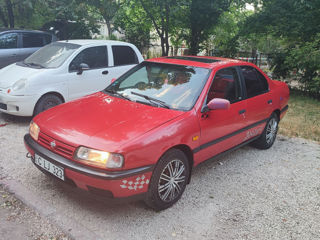 Nissan Primera foto 1