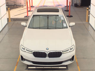 BMW 5 Series foto 4