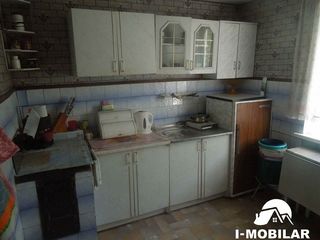 Vila cu doua nivele, mai in deal de, Dumbrava pamint 18 ari.Pret 25500 euro. foto 8