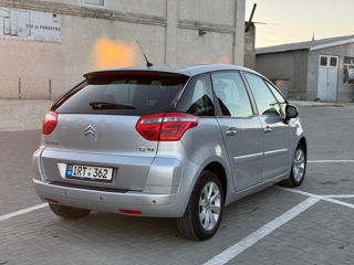 Citroen C4 Picasso foto 2