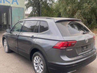 Volkswagen Tiguan foto 3