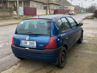 Renault Clio foto 3