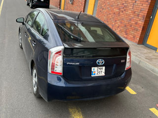 Toyota Prius foto 6