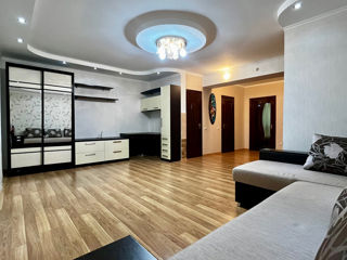 Apartament cu 3 camere, 84 m², BAM, Bălți