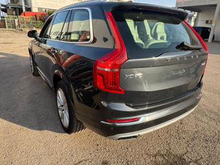 Volvo XC90 foto 2