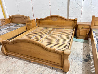 Vand dormitoare din lemn natural foto 3