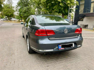 Volkswagen Passat foto 4