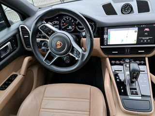 Porsche Cayenne foto 5