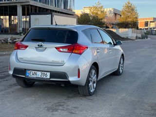 Toyota Auris foto 4