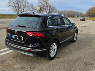 Volkswagen Tiguan foto 3