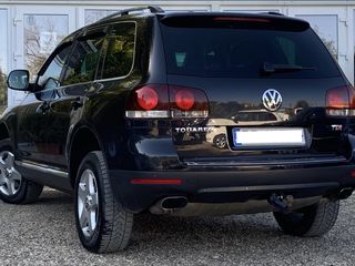 Volkswagen Touareg foto 3