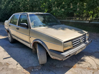 Volkswagen Jetta foto 2