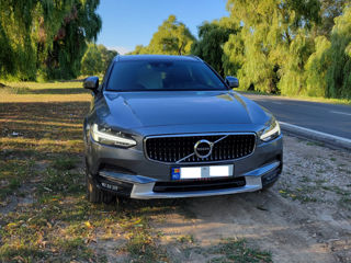 Volvo V90 Cross Country foto 1