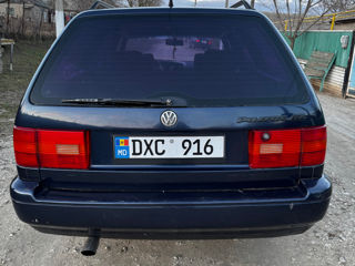 Volkswagen Passat foto 9