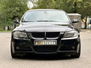 BMW 3 Series foto 2