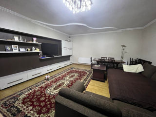 Apartament cu 3 camere, 165 m², Centru, Orhei foto 2