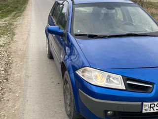 Renault Megane foto 2