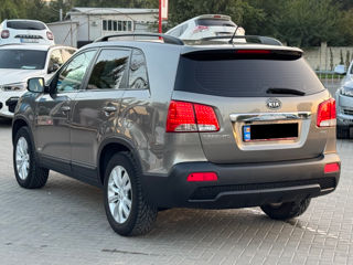 KIA Sorento foto 3