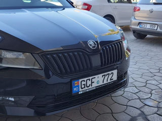 Skoda Superb foto 2