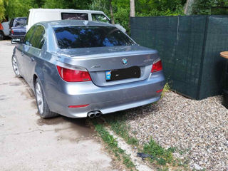 BMW 5 Series foto 3