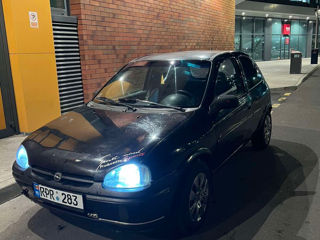 Opel Corsa foto 2