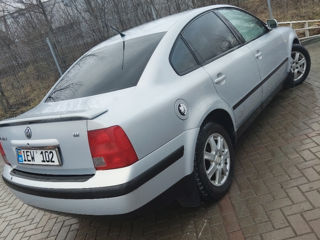 Volkswagen Passat foto 2