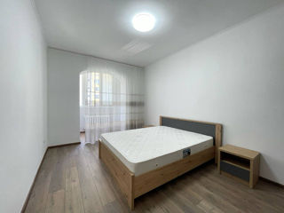 Apartament cu 2 camere, 87 m², Buiucani, Chișinău foto 4