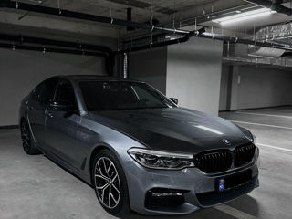 BMW 5 Series foto 2