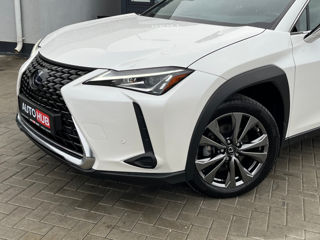 Lexus UX foto 3