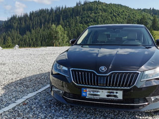 Skoda Superb foto 2