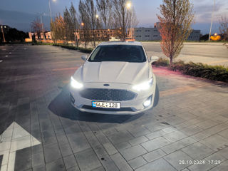 Ford Fusion foto 5