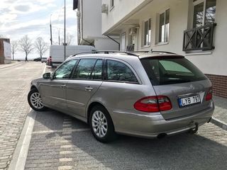 Mercedes E Class foto 4