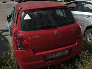 Suzuki Swift foto 2