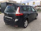 Renault Grand Scenic foto 3