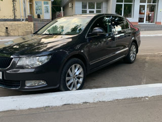 Skoda Superb фото 2