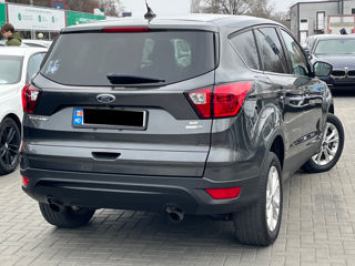 Ford Escape foto 3