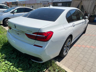 BMW 7 Series foto 2