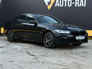 BMW 5 Series foto 2