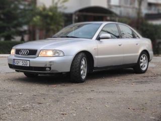 Audi A4 foto 2