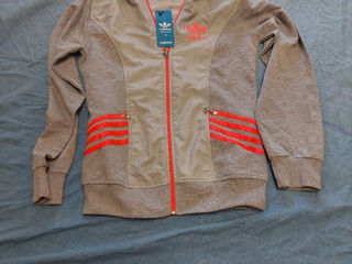 Costum sportiv adidas foto 3