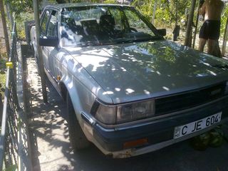 Nissan Bluebird foto 3