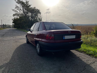 Opel Astra foto 3