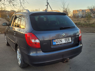 Skoda Fabia foto 2