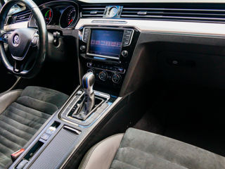 Volkswagen Passat foto 6