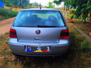 Volkswagen Golf foto 2