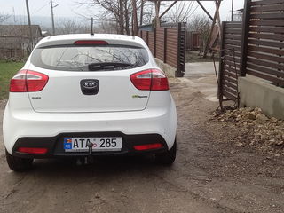 KIA Rio foto 8