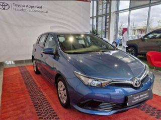 Toyota Auris foto 2